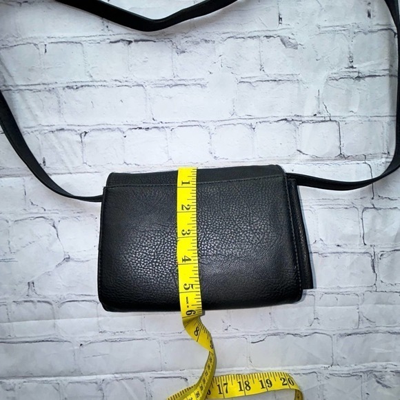 Nwot Women’s GH Bass Company Leather Crossbody Purse - Picture 8 of 8